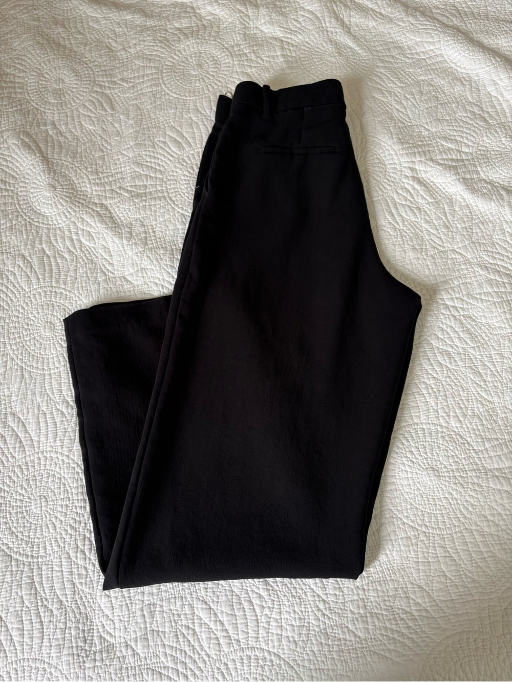 Aritzia Effortless Pants